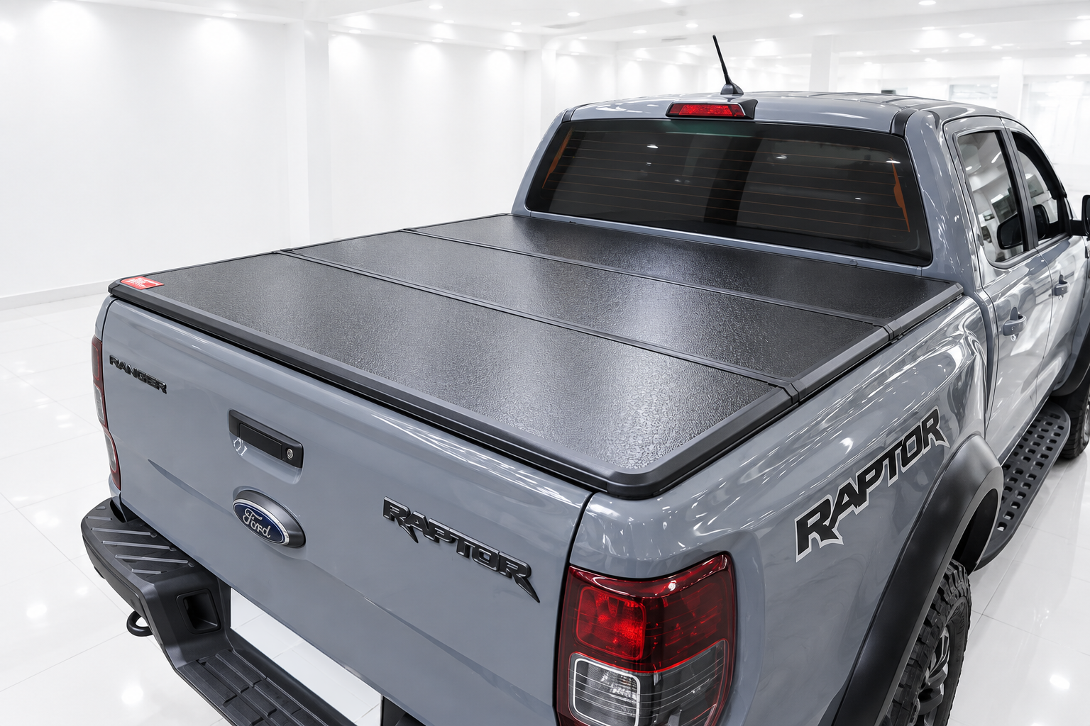 SR XLID TRIFOLD STEEL BED COVER FORD RANGER T6/T7/RAPTOR/MAZDA BT50 (DUAL CAB)